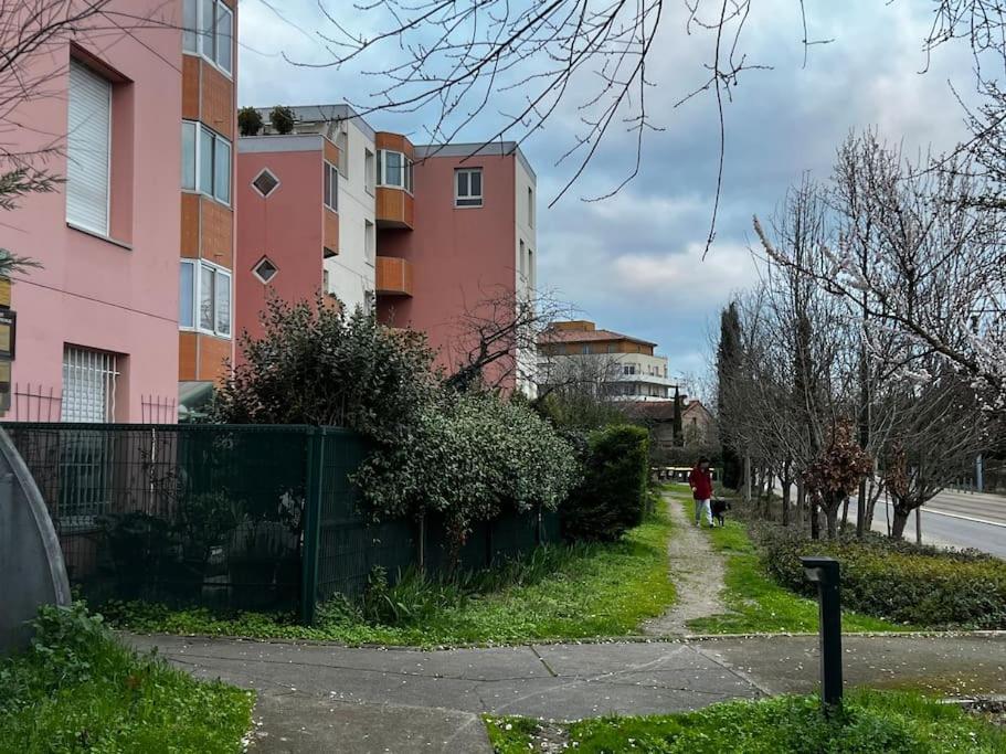Apartament Apparemment Blagnac Proche Tram Zewnętrze zdjęcie